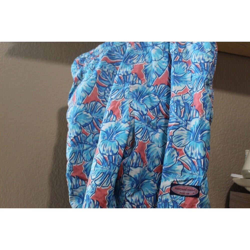 Vineyard Vines Blue Floral Swim Trunks Shorts Lined Men's size Medium
